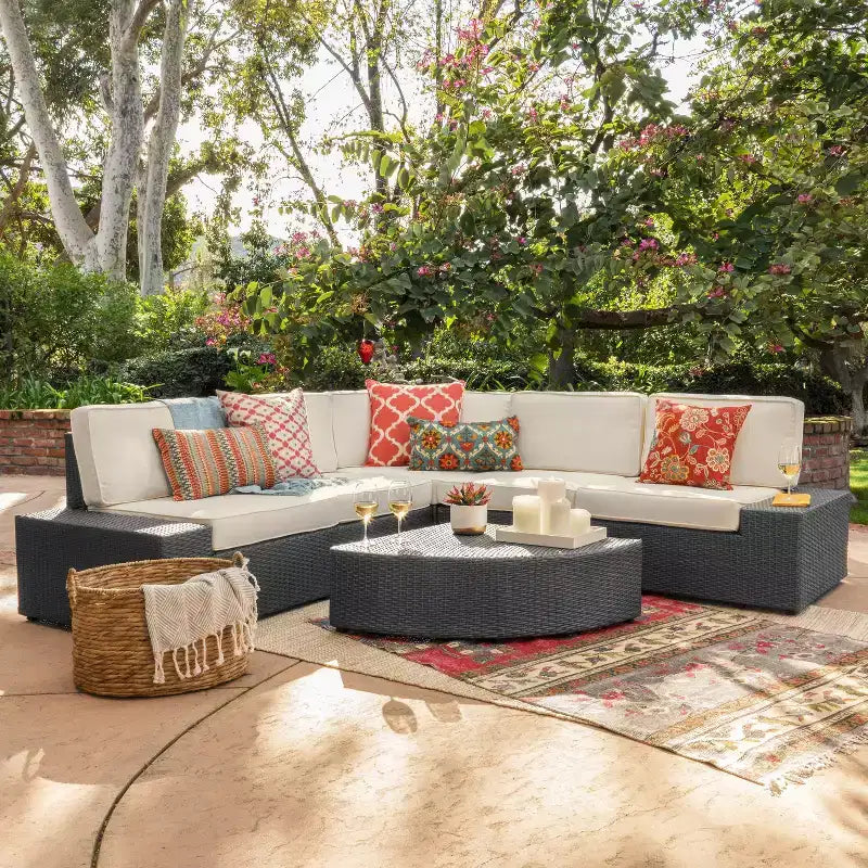 Christopher Knight Home Felicity 6-Piece Outdoor Wicker Sectional Conversation Set with Cushions