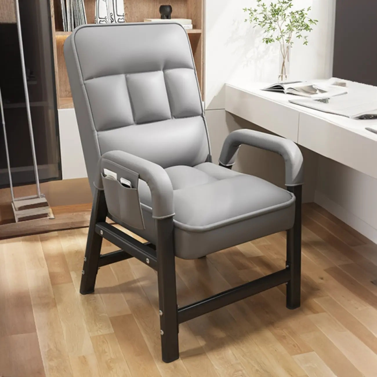 Sedia da ufficio moderna con 4 gambe, imbottita in tessuto grigio