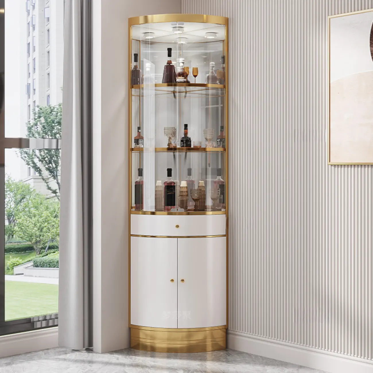 Mobile Bar Angolare con Scaffali Multipli in Vetro e Metallo per Esposizione