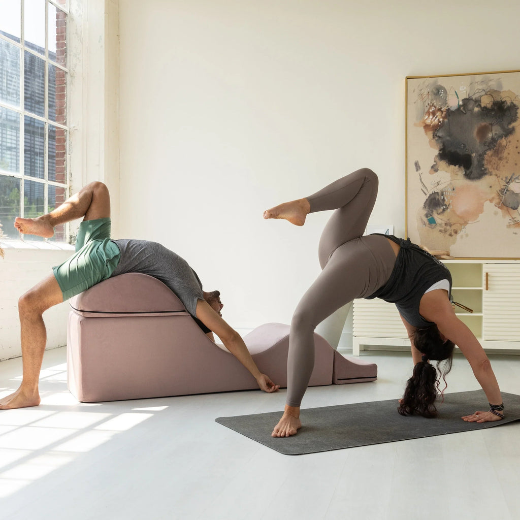 Avana Kami Convertible Chaise / Yoga & Massage - 2-In-1 Ottoman with Concealed Fold Out Yoga Lounge Chair, Microvelvet - N/A
